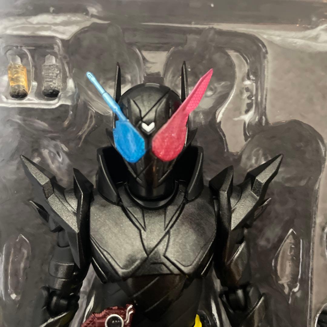SHFiguarts 仮面ライダー ビルド ラビットタンクハザードフォーム