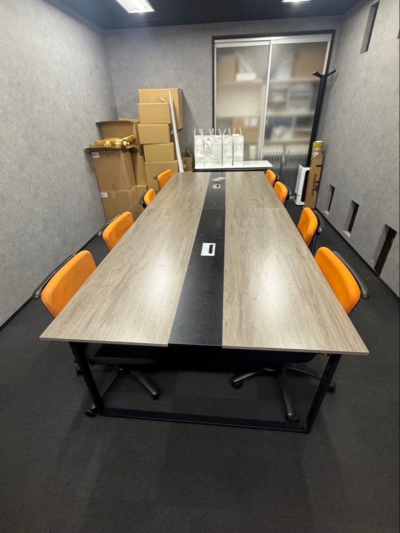 オフィス会議テーブル