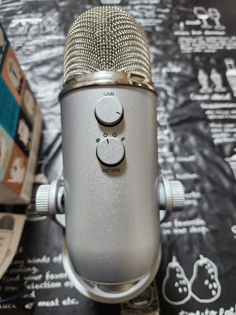 Blue Yeti コンデンサーマイク シルバー