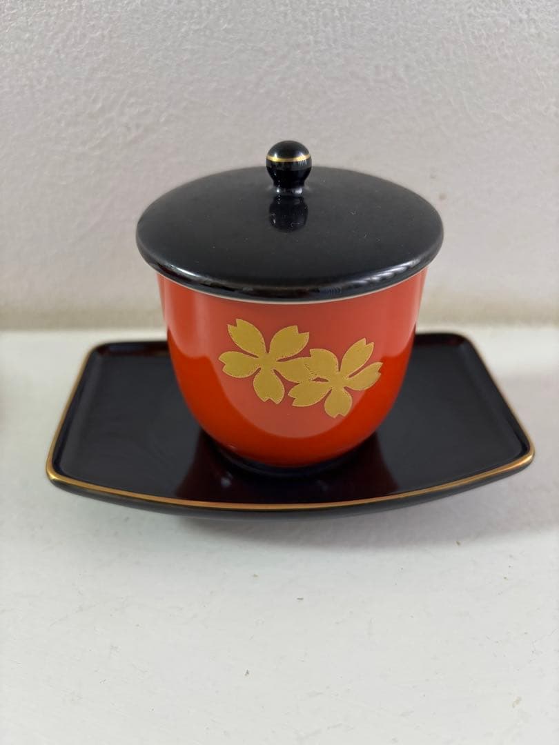 最終値下げ　深川製磁 金彩桜 黒舟型茶托付蓋付き煎茶碗5客揃