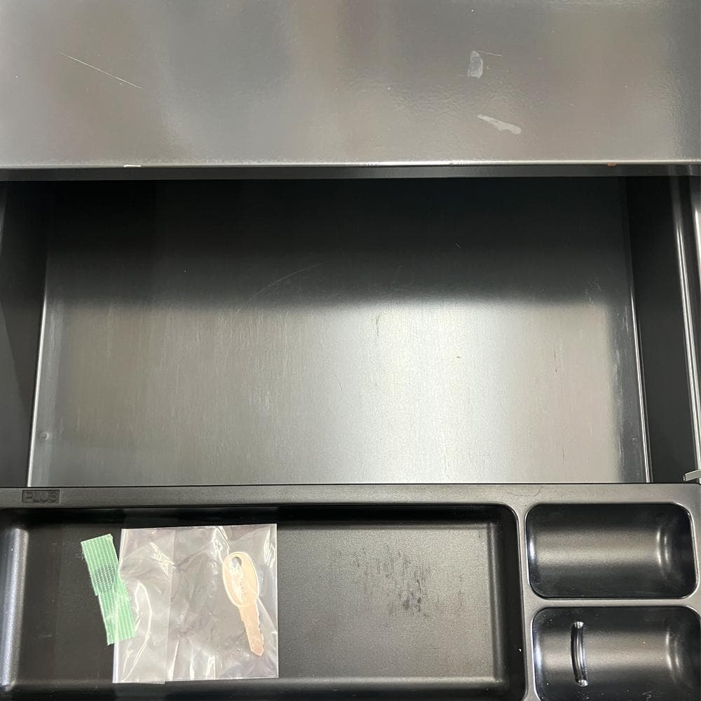 #2774-3　Plus　スチールワゴン　サイドワゴン　デスクワゴン　鍵付き