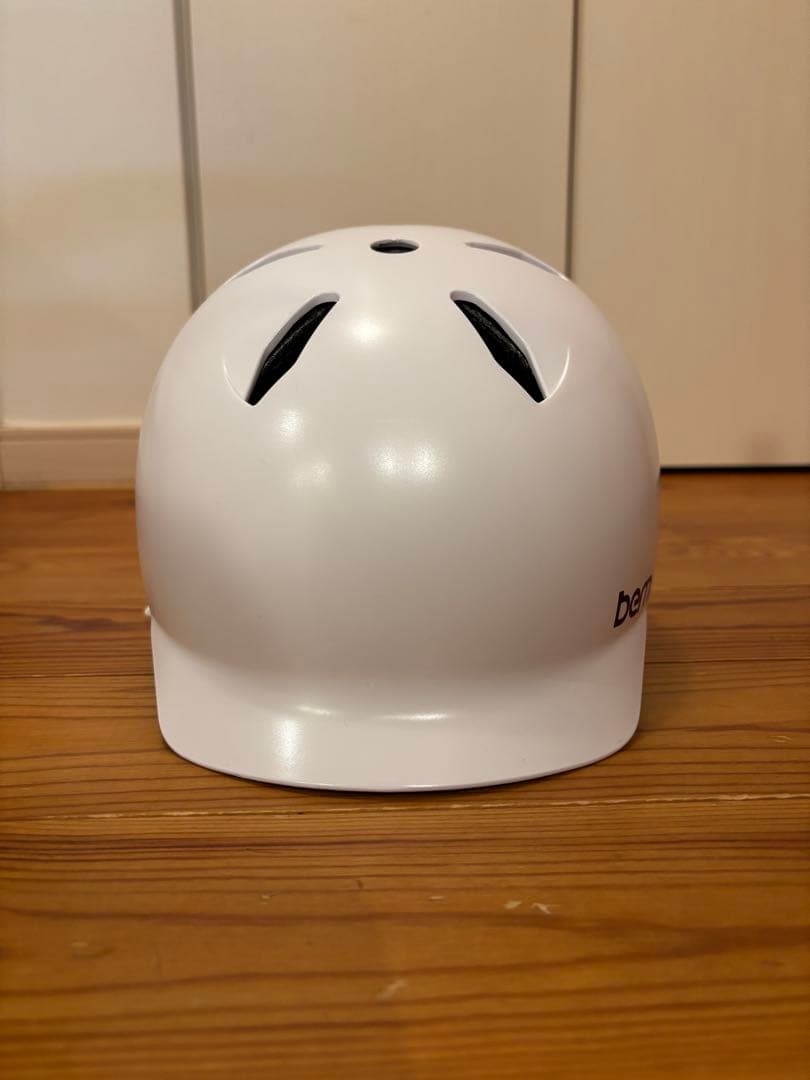 bern ヘルメット ホワイト