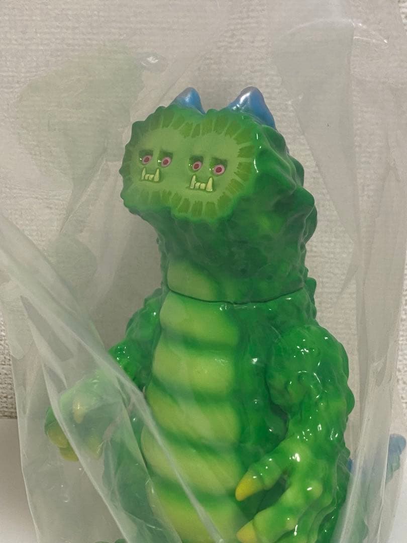 双頭ゴーヤ怪獣 Two Face-Bitter Melon Monster-