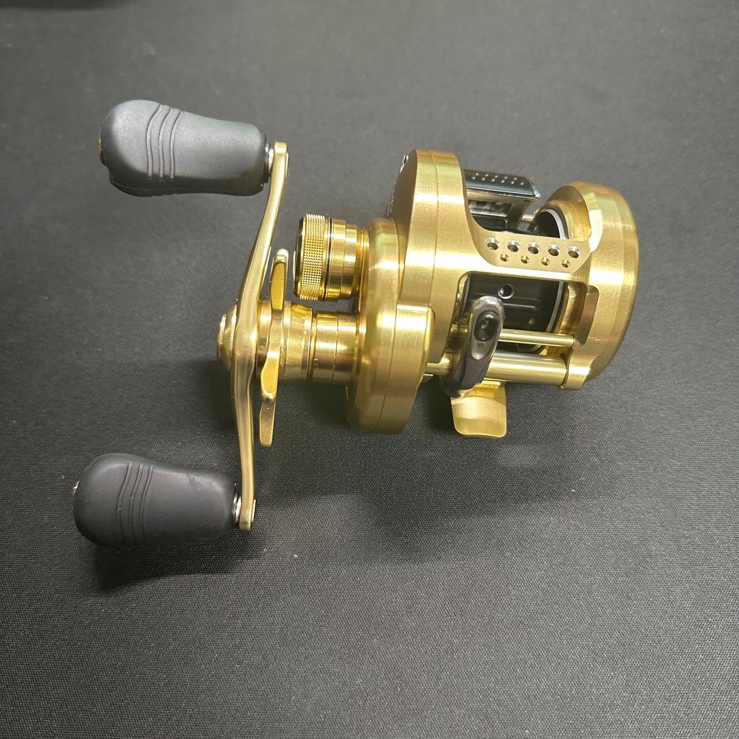 シマノ 15 カルカッタコンクエスト　100HG 美品