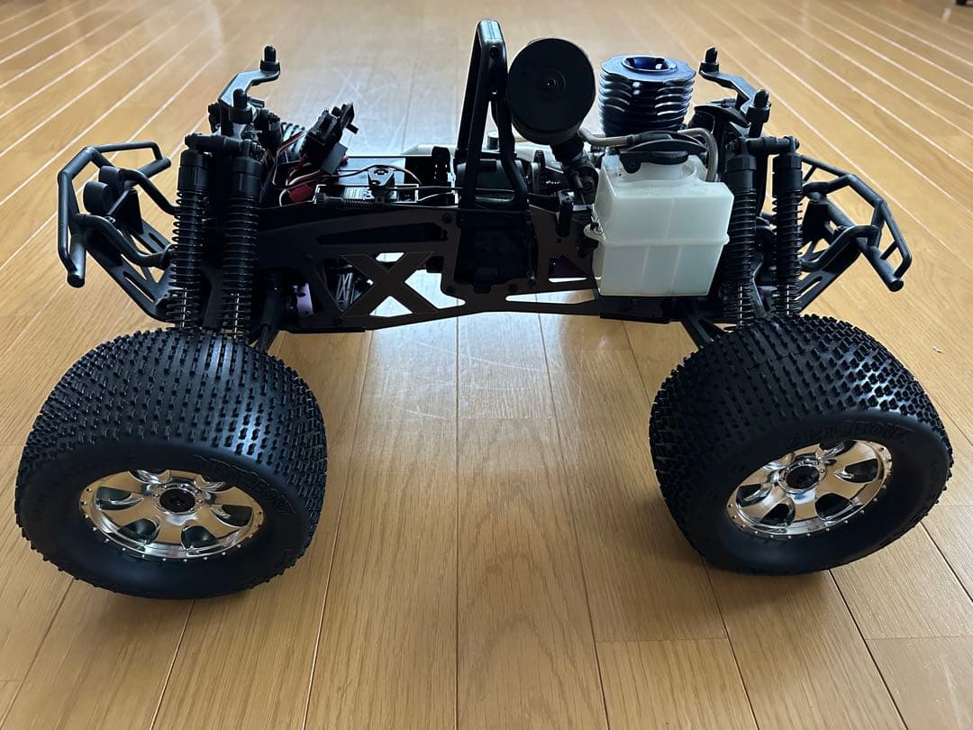 ホビーラジコン hpi SAVAGE Xss