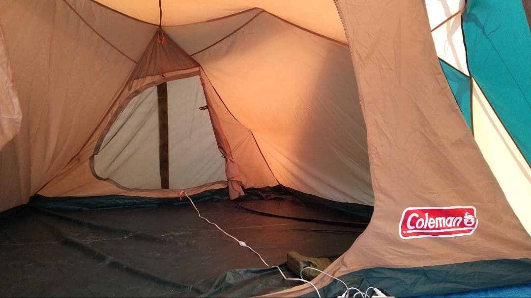 値下げしました。コールマン　ラウンドスクリーン2ルームハウス