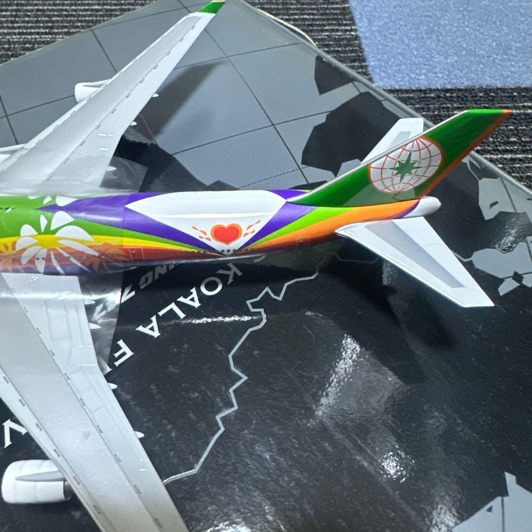 EVAエバー航空Boeing747-400 1/300 hogan特別塗装貴重品