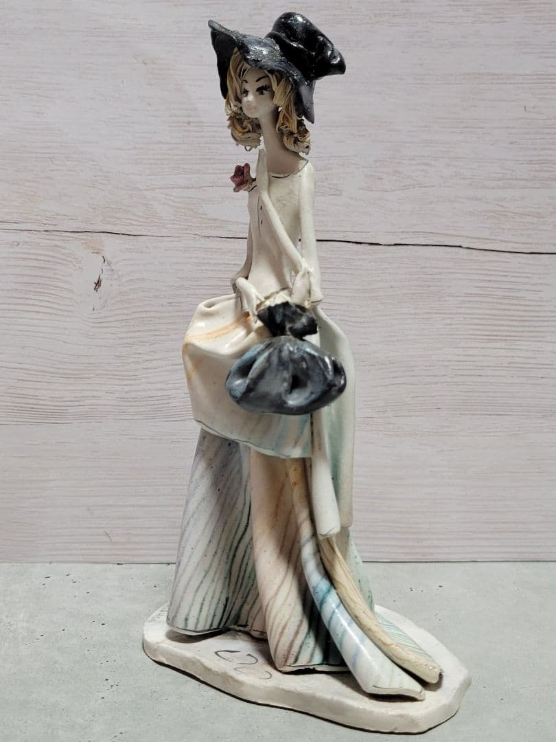 Bepe Duso 陶器人形 女性像