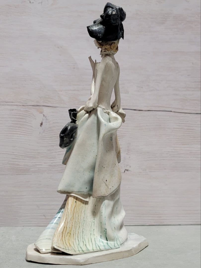 Bepe Duso 陶器人形 女性像