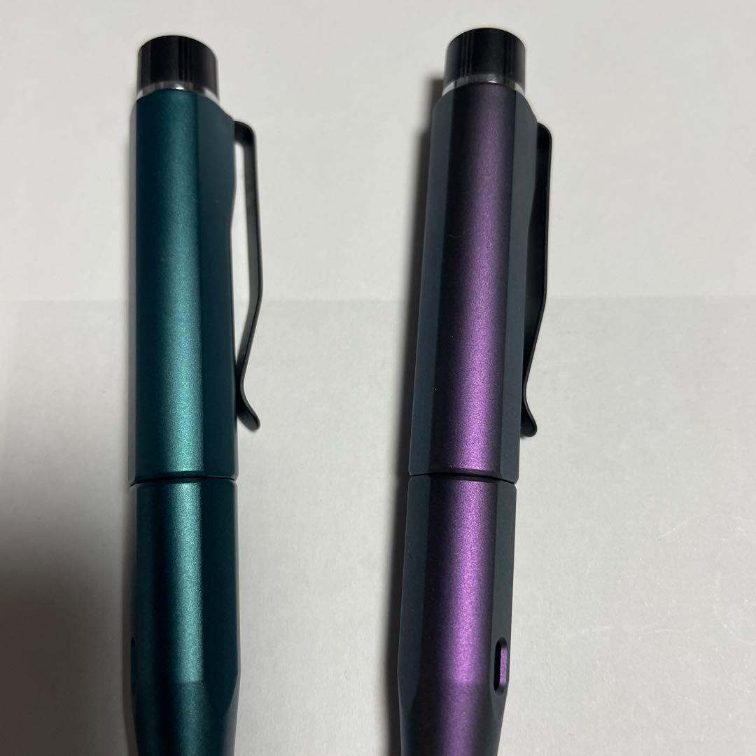 クルトガダイブ　デンスグリーン　オーロラパープル