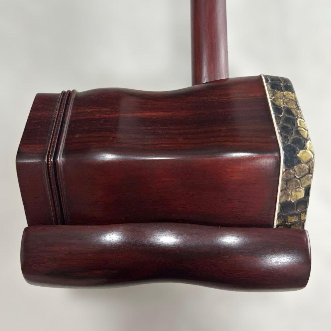 ホ*チ様 中国 弦楽器 二胡 ハードケース付 弓 他 付属品 セット