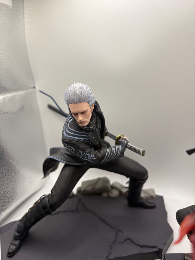 コトブキヤ artfx デビルメイクライ ネロ ダンテ バージル フィギュア