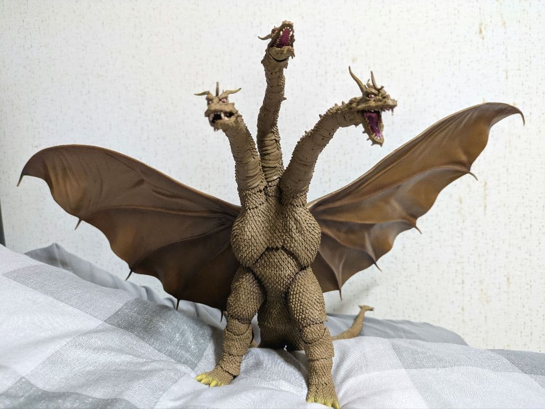 キングギドラ　海外製可動フィギュア