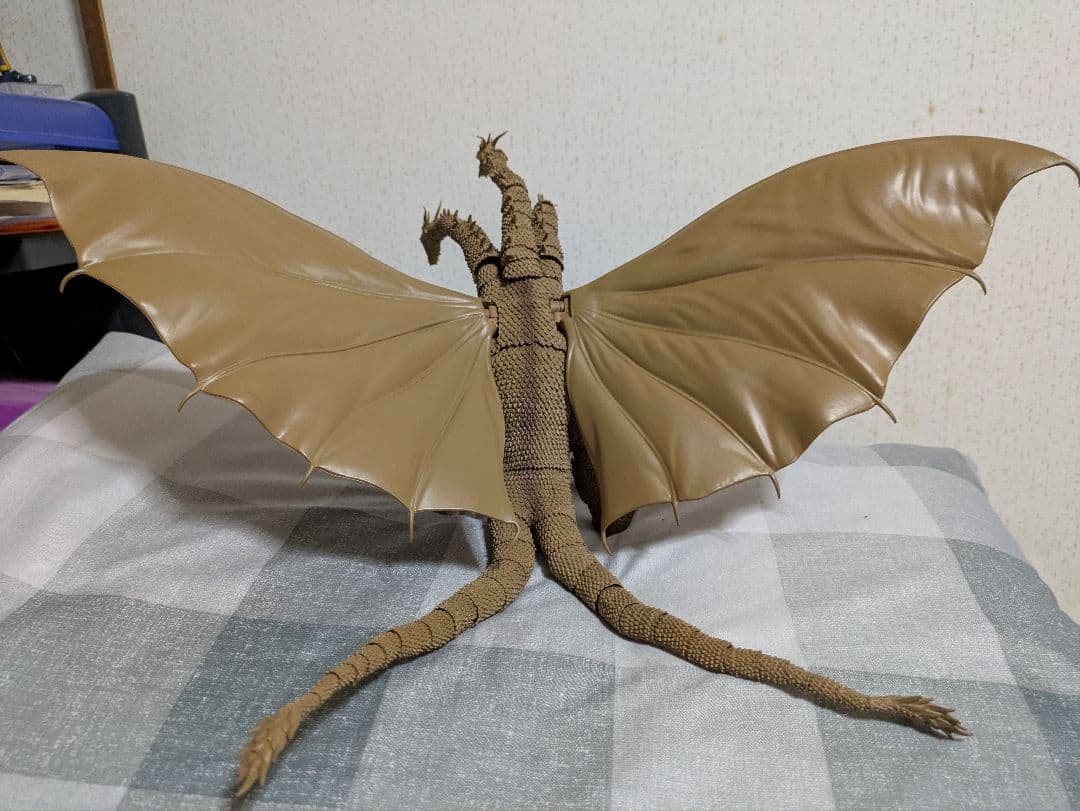 キングギドラ　海外製可動フィギュア