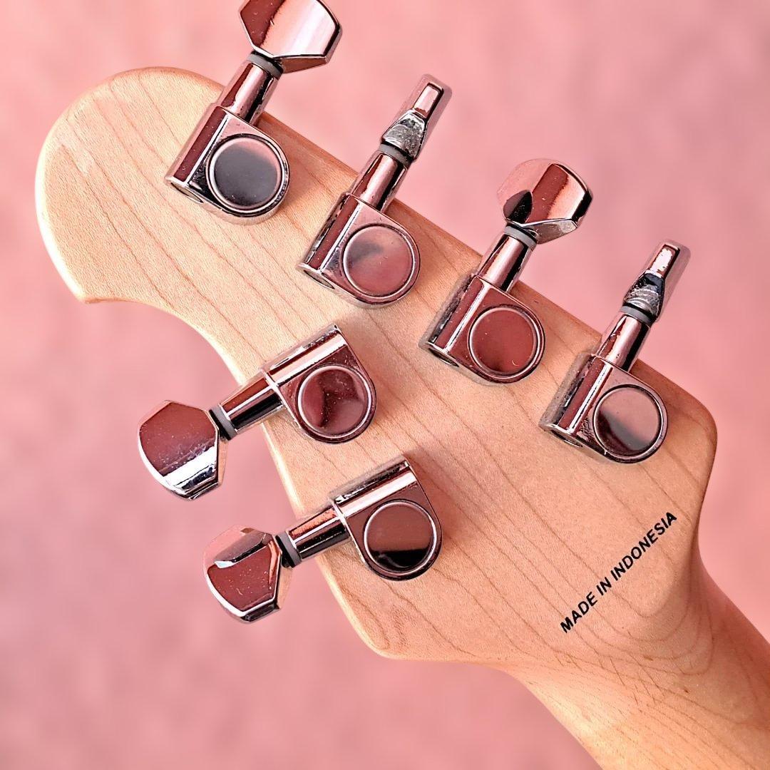 ■Sterling MUSICMAN AXIS AX3FM EVH SUB