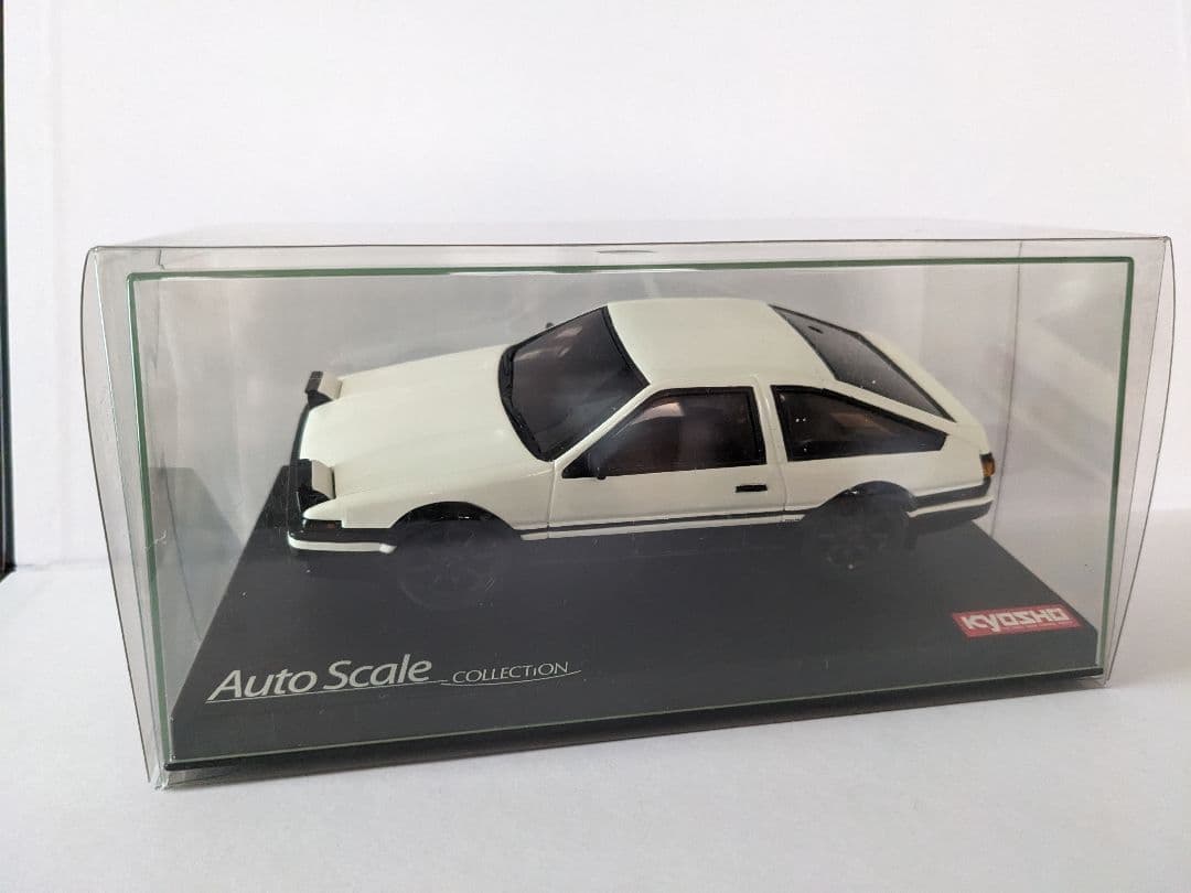 ミニッツ　ボディ　頭文字D AE86 TRUENO 藤原拓海