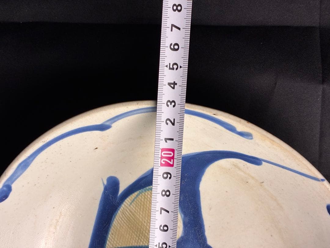 魚の絵皿 呉須染付け