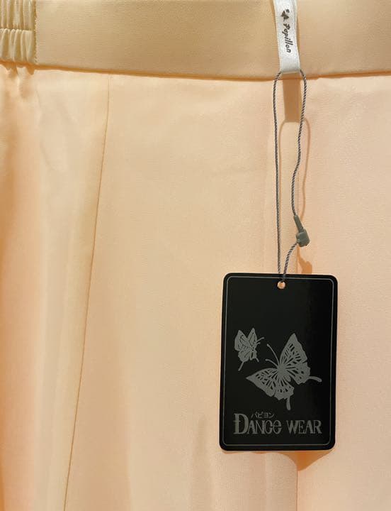 Papillon社交ダンス　フリルスカート