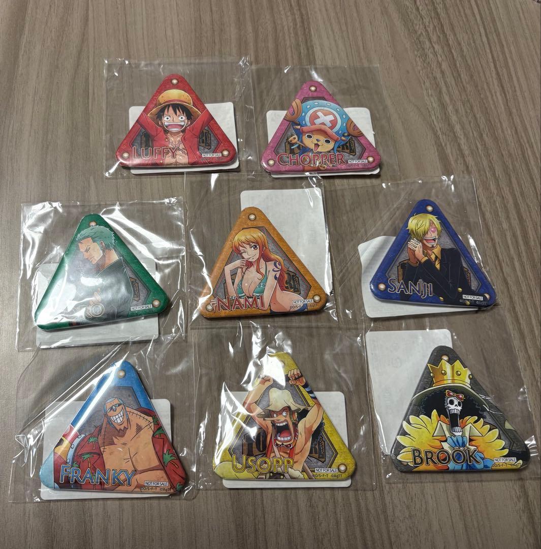 東京ワンピースタワー限定 トンガリ缶バッジ 麦わらの一味(ロビンなし)セット