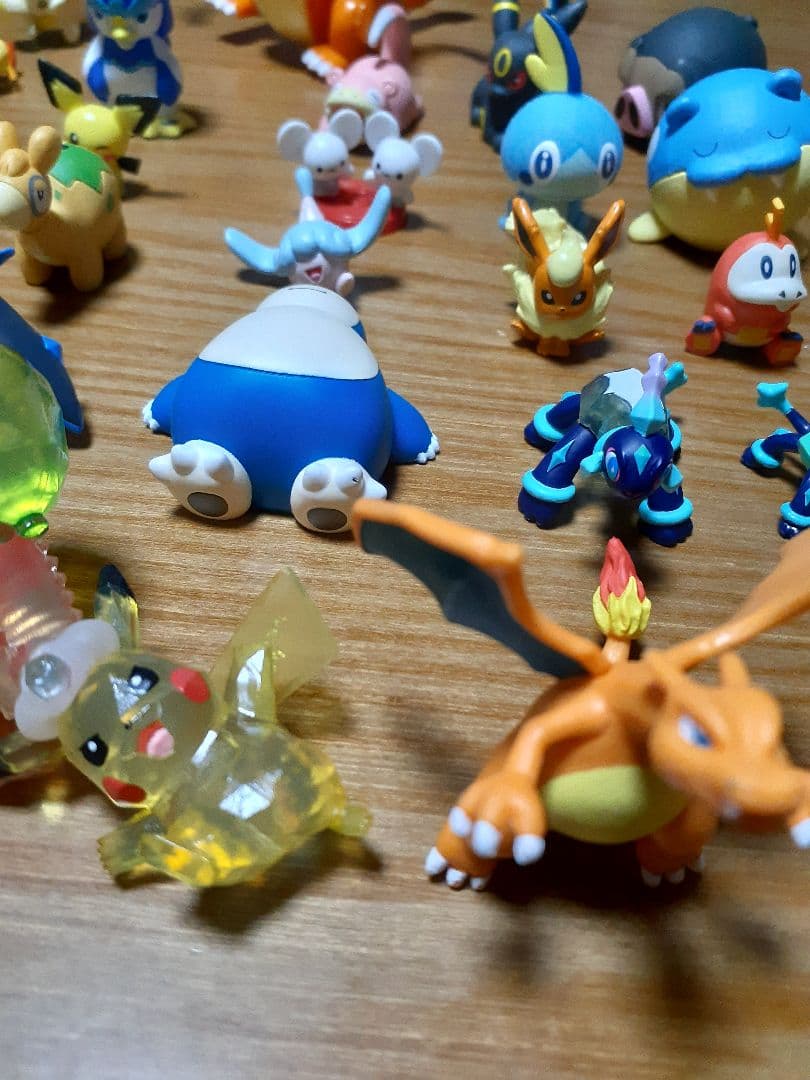 ポケモン　ミニフィギュア&指人形等32個セット　パーツ欠品ありポケットモンスター
