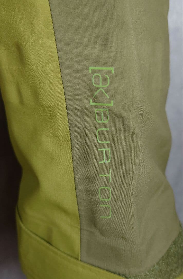 BURTON ak HOVER 3L GORE-TEXPRO xs グリーン