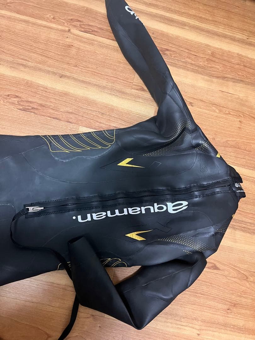 アクアマン ウェットスーツ　トライアスロン用