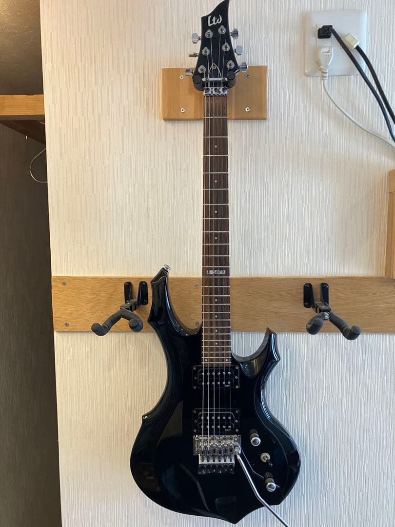 フォレスト　ESP/LTD エレキギター ブラック