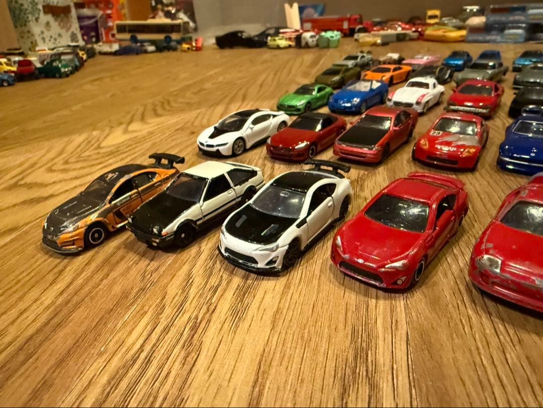 ミニカーまとめ売り201台＋3機　現在最低価格