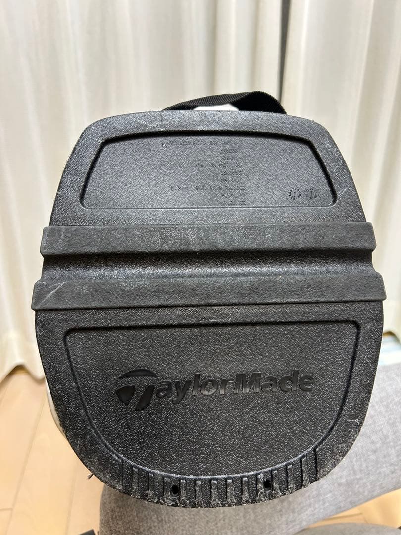 [土日週末特価！]TaylorMade キャディバッグ スタンド付き