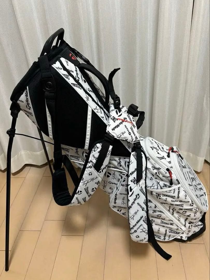 [土日週末特価！]TaylorMade キャディバッグ スタンド付き