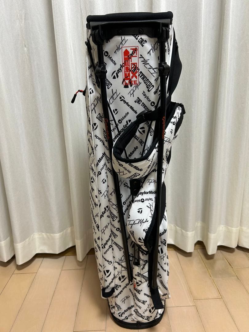 [土日週末特価！]TaylorMade キャディバッグ スタンド付き
