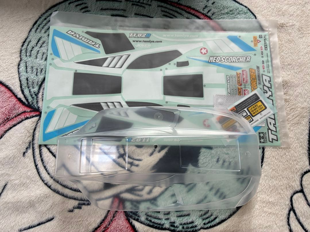 タミヤ TT02B ネオスコーチャー + 塗装済ボディ + クリアボディ