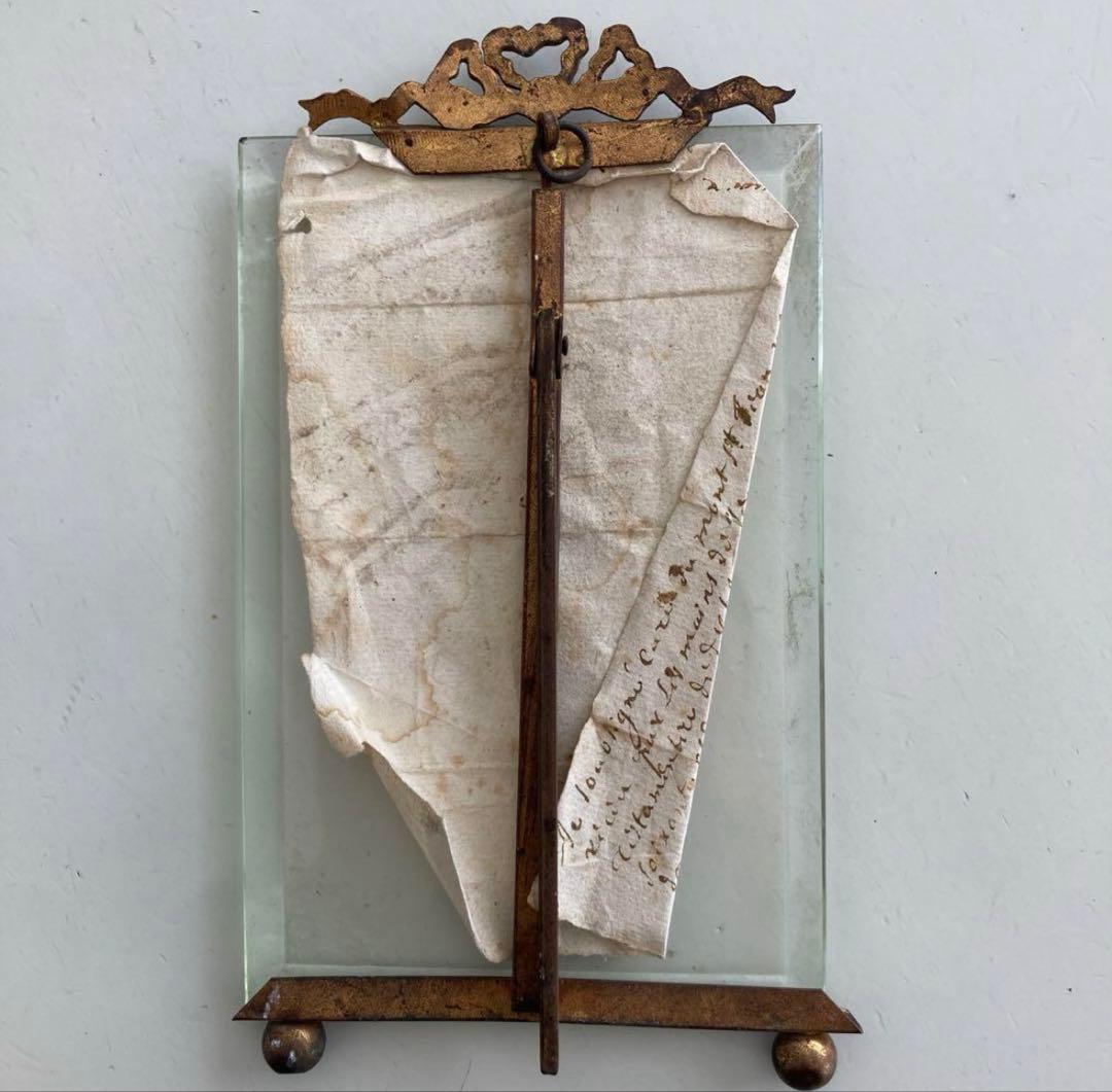 アンティーク雑貨 Old French glass ribbon frame.