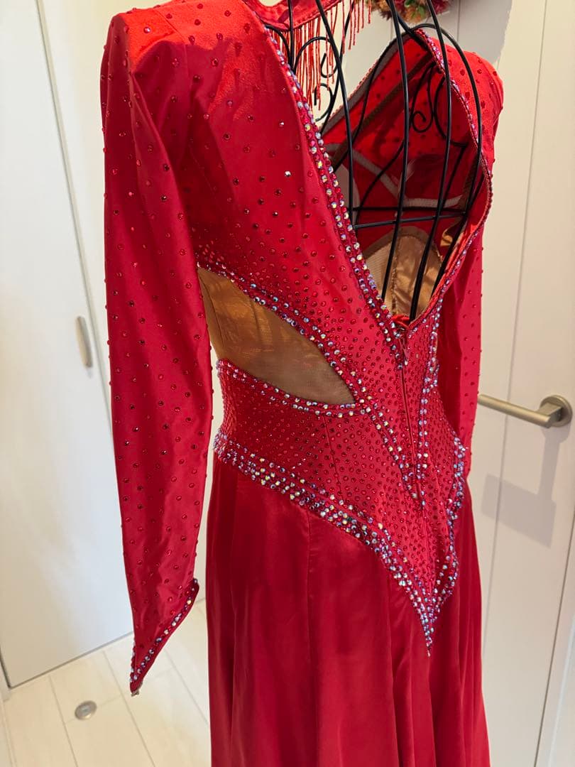ダンスドレス　レッド