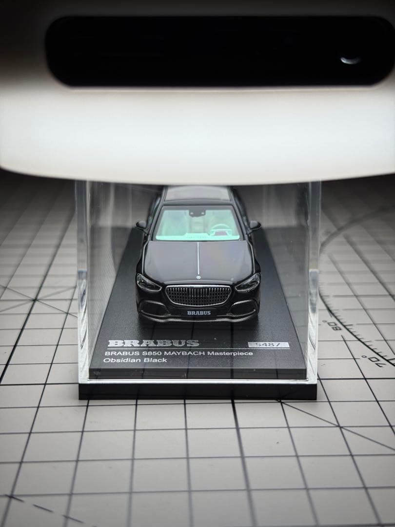 メルセデス・ベンツ マイバッハ S850 と AMG S63 Eミニカー セット