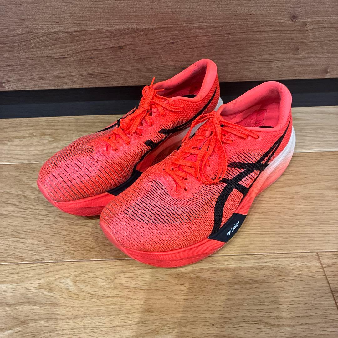 【美品】アシックス/メタスピードスカイパリ26.0㎝ランニングシューズ専用箱付き