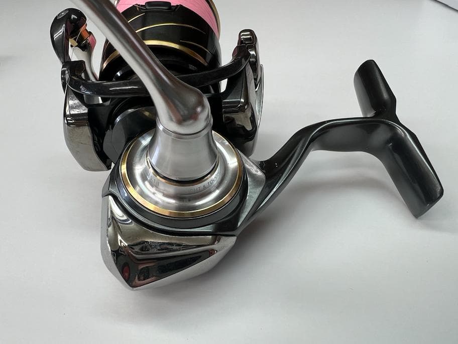 ダイワ　20 ルビアス FC LT2000S +SLPスプール、コルクノブ