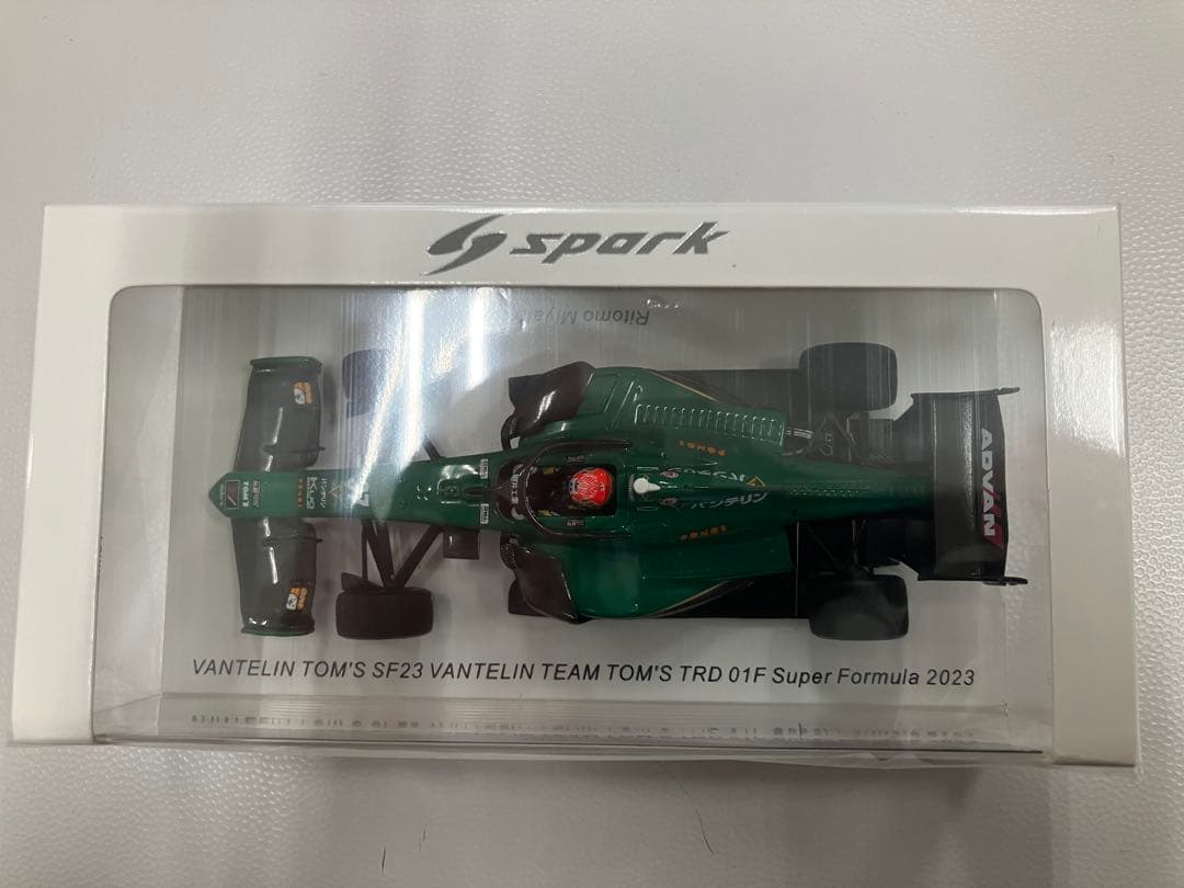 スパーク　1/43 スーパーフォーミュラ 2023 トムス　宮田莉朋選手　新品