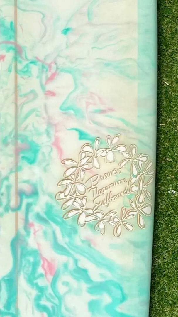 再々…値下げしました★ミッドレングスサーフボード