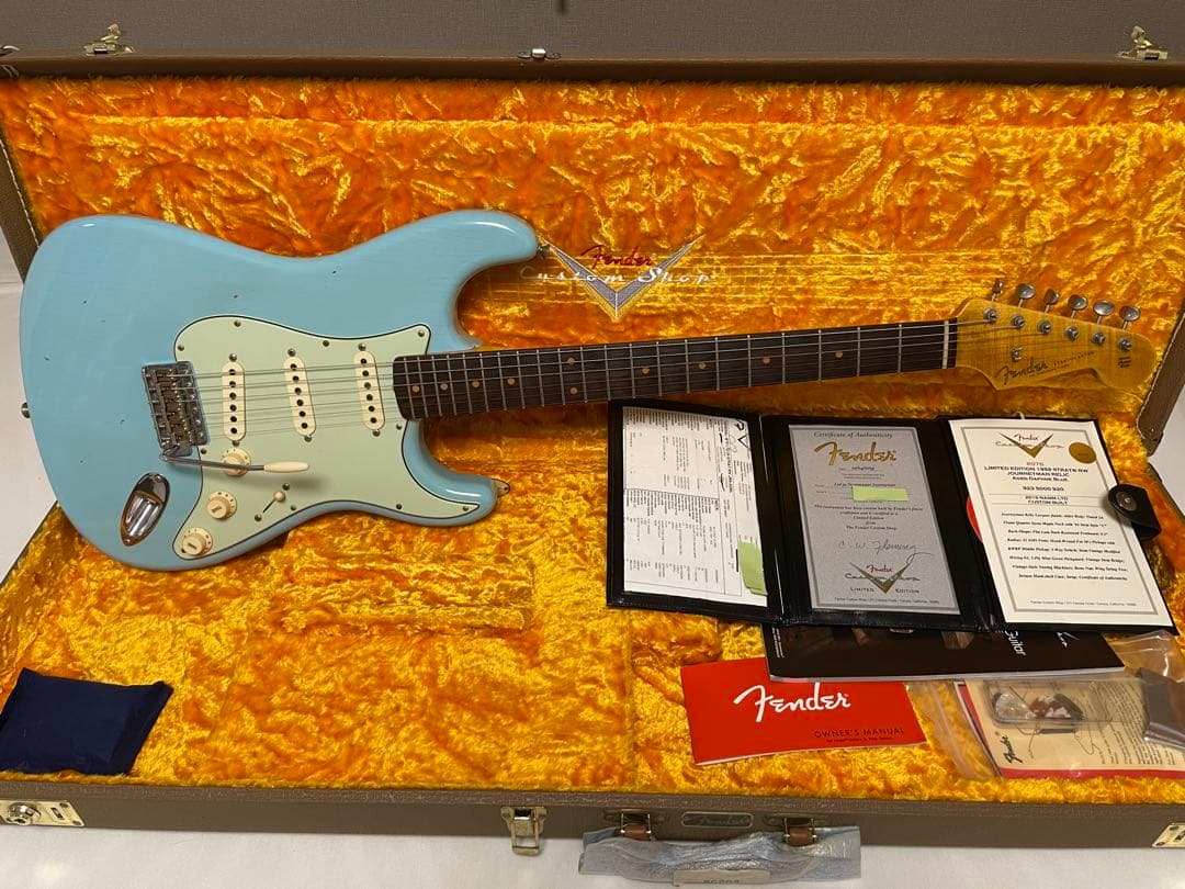 ギター Fender CS 1959 Stratcaster Daphne Blue