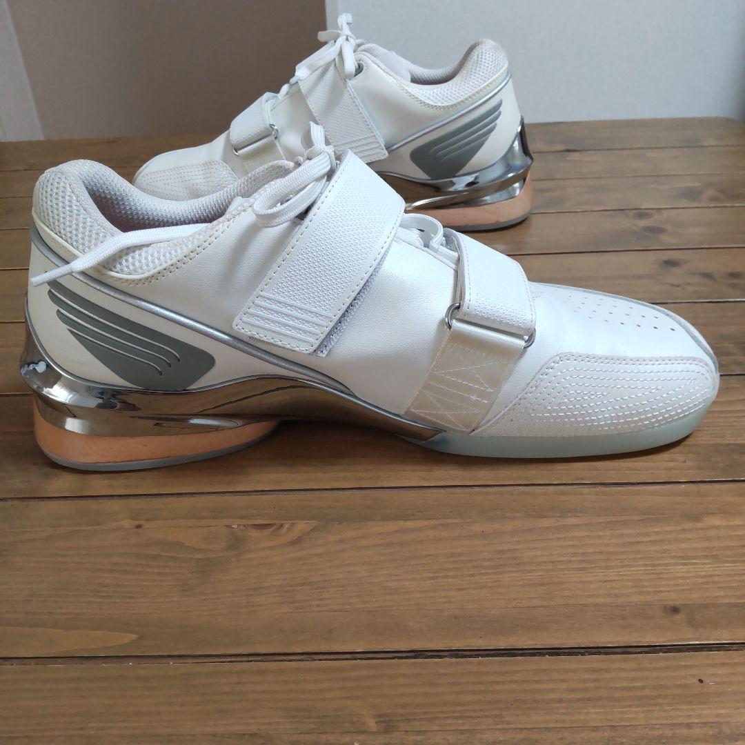 ティア TYRFORCEエリートカーボンリフター シューズ