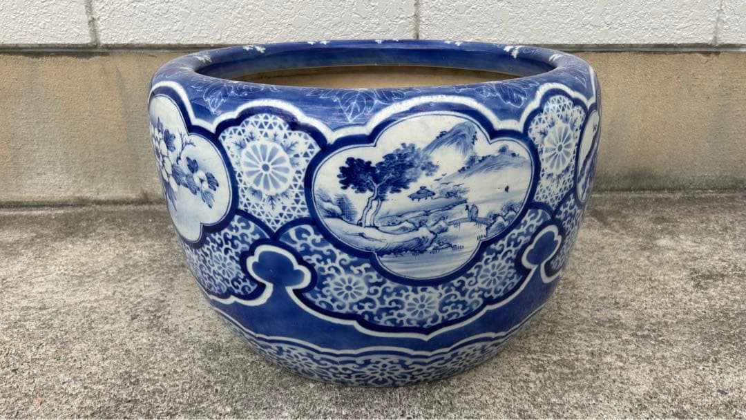 古伊万里　花唐草　染付　山水　花　松　大　火鉢　メダカ鉢　時代