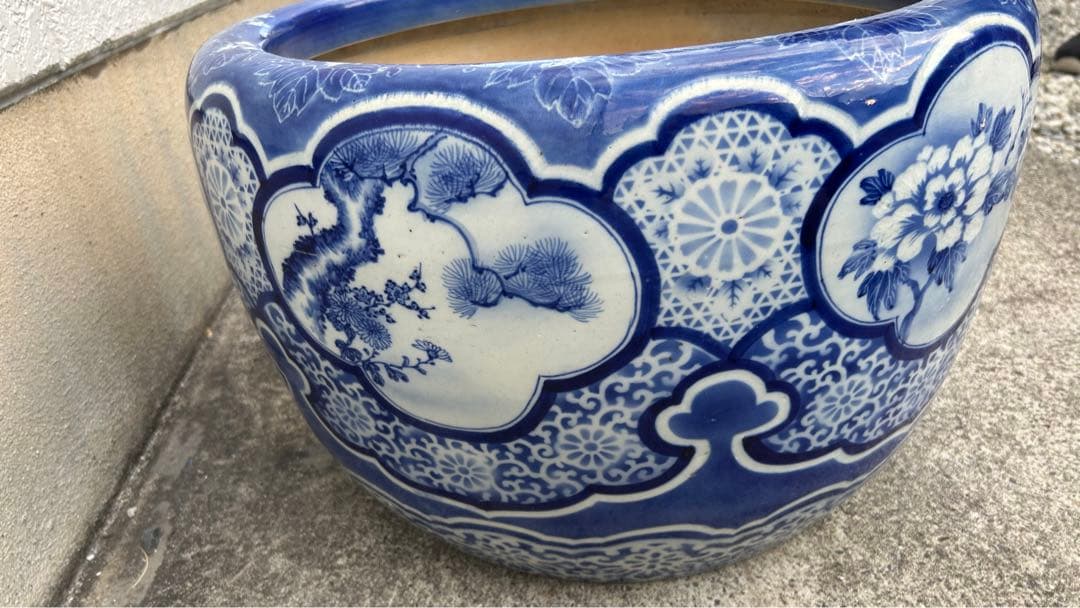 古伊万里　花唐草　染付　山水　花　松　大　火鉢　メダカ鉢　時代