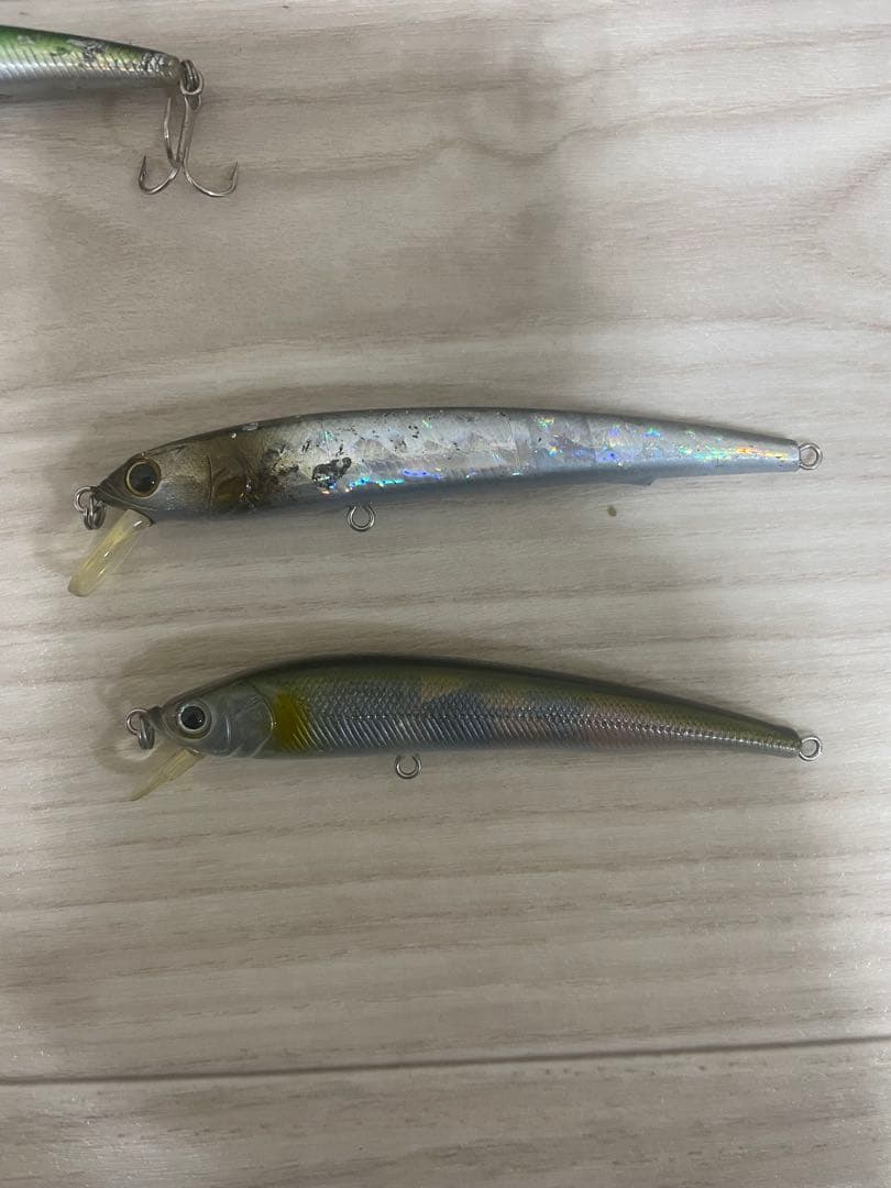 フラッシュミノー13個、インスパイアミノー1個 他15個セット　収納ケース付