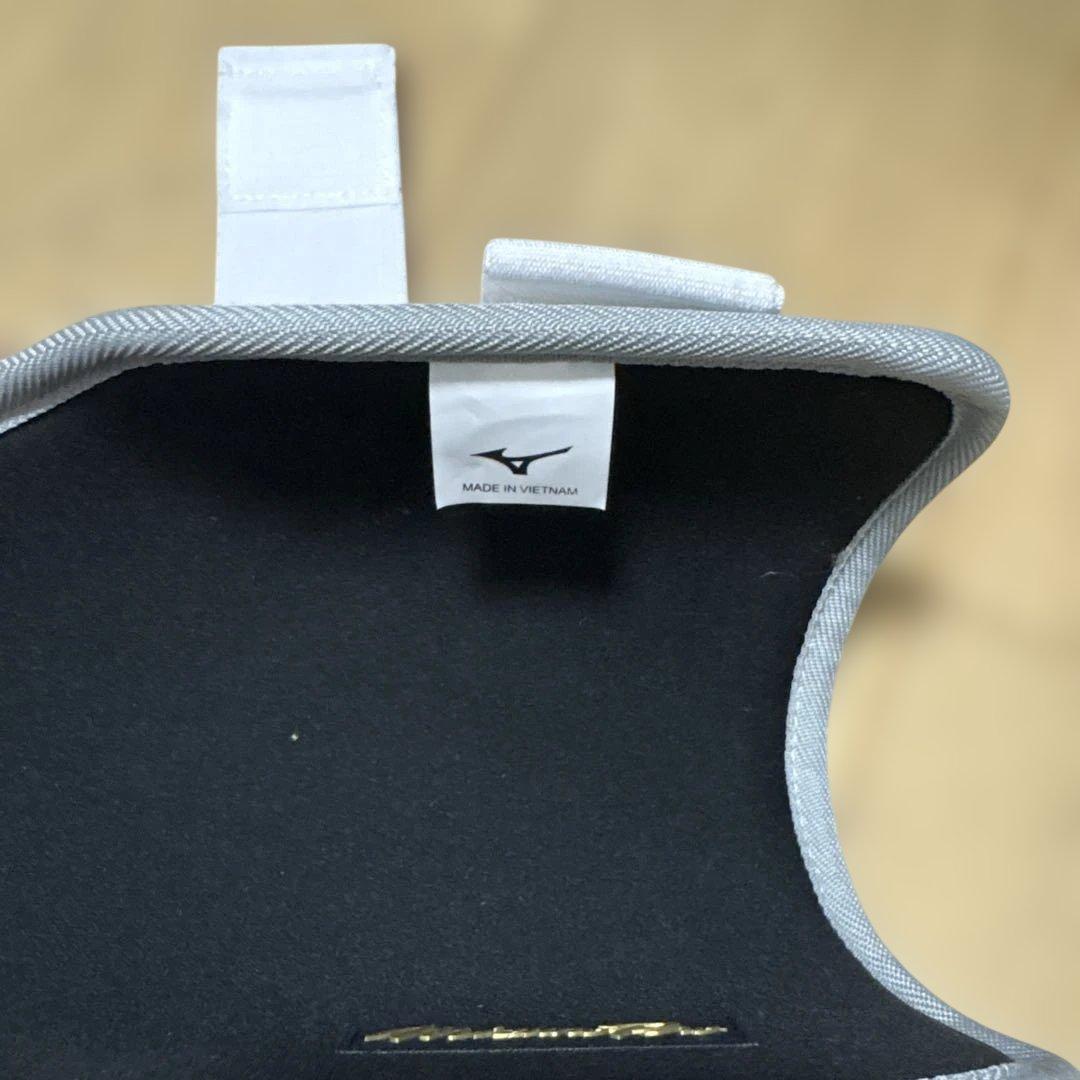 て*も様 Mizuno エルボーガード ホワイト　高校野球　硬式