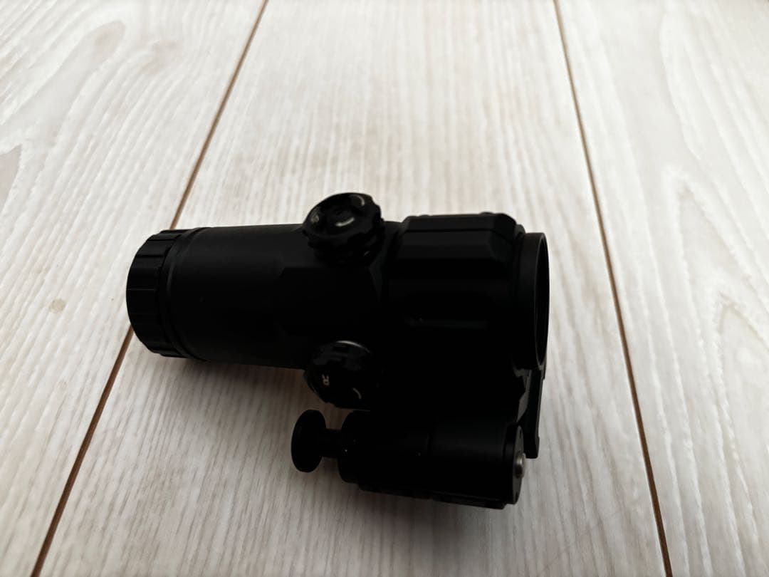 ノーベルアームズ　タクティカルマグニファイア　3倍