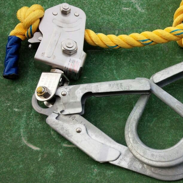 足場用親綱ロープ緊張付き20メートル