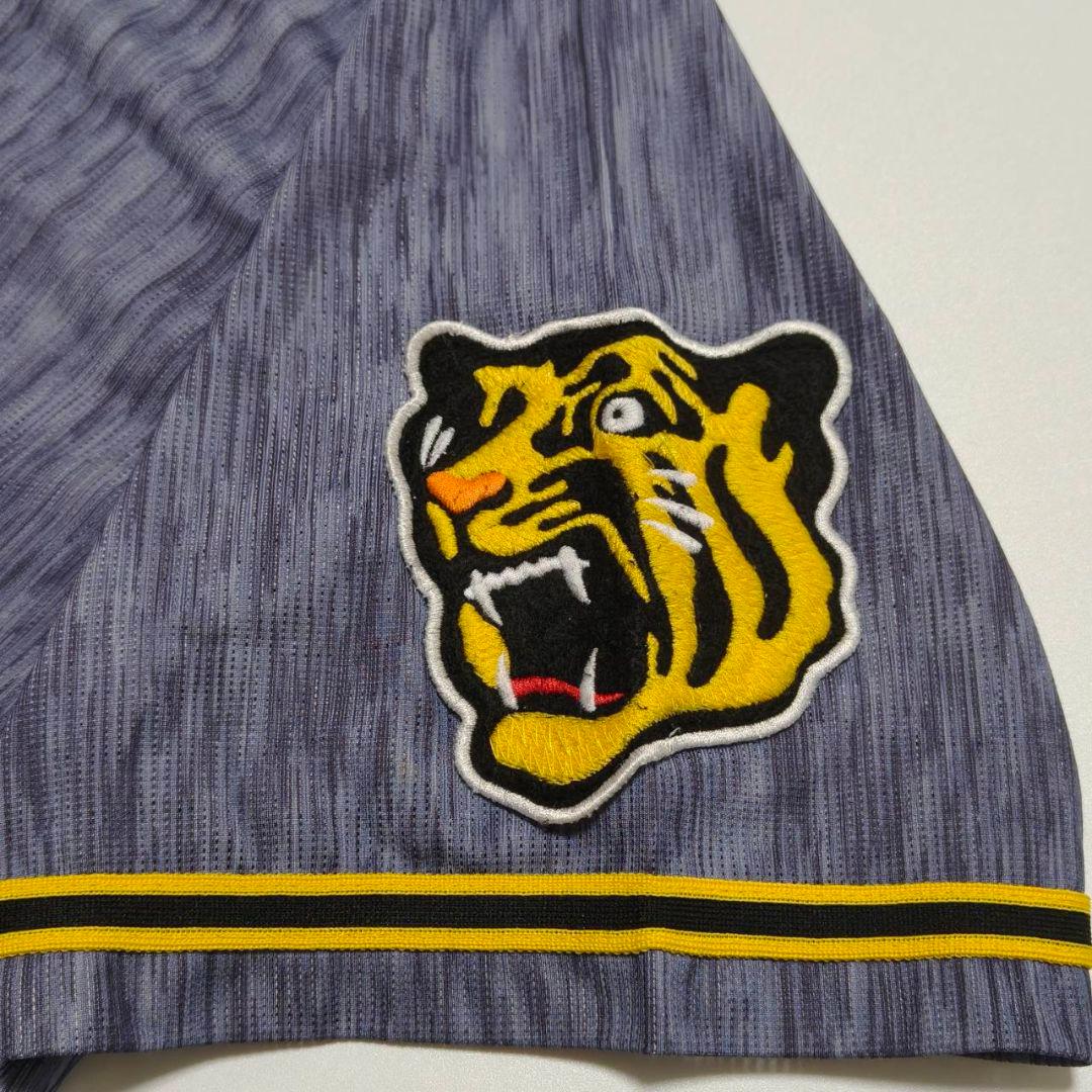 阪神タイガース 旧ビジターユニフォーム 無地背番号なし