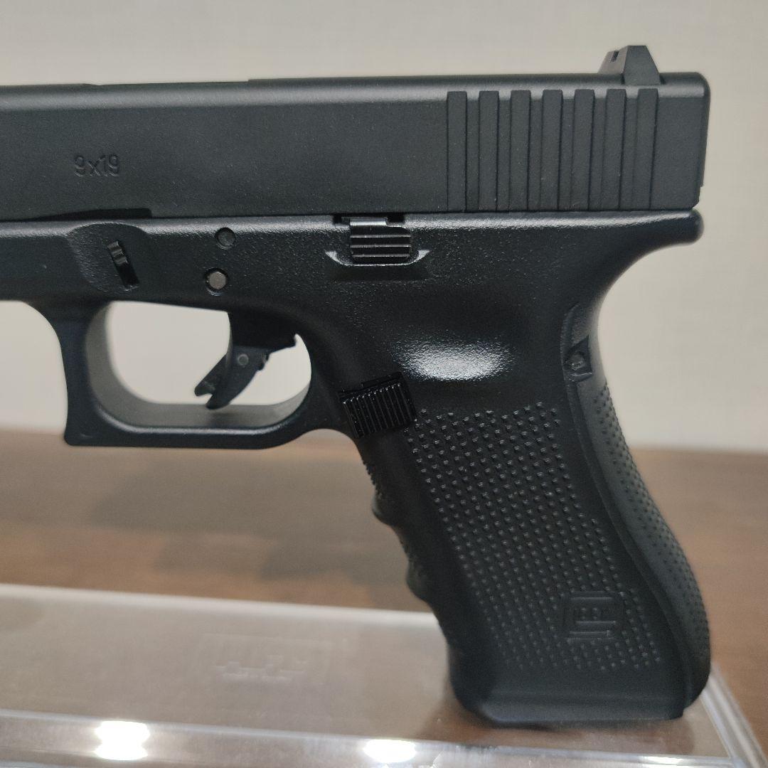 東京マルイ ガスブローバック グロック17 Gen4 スペアマガジンつき