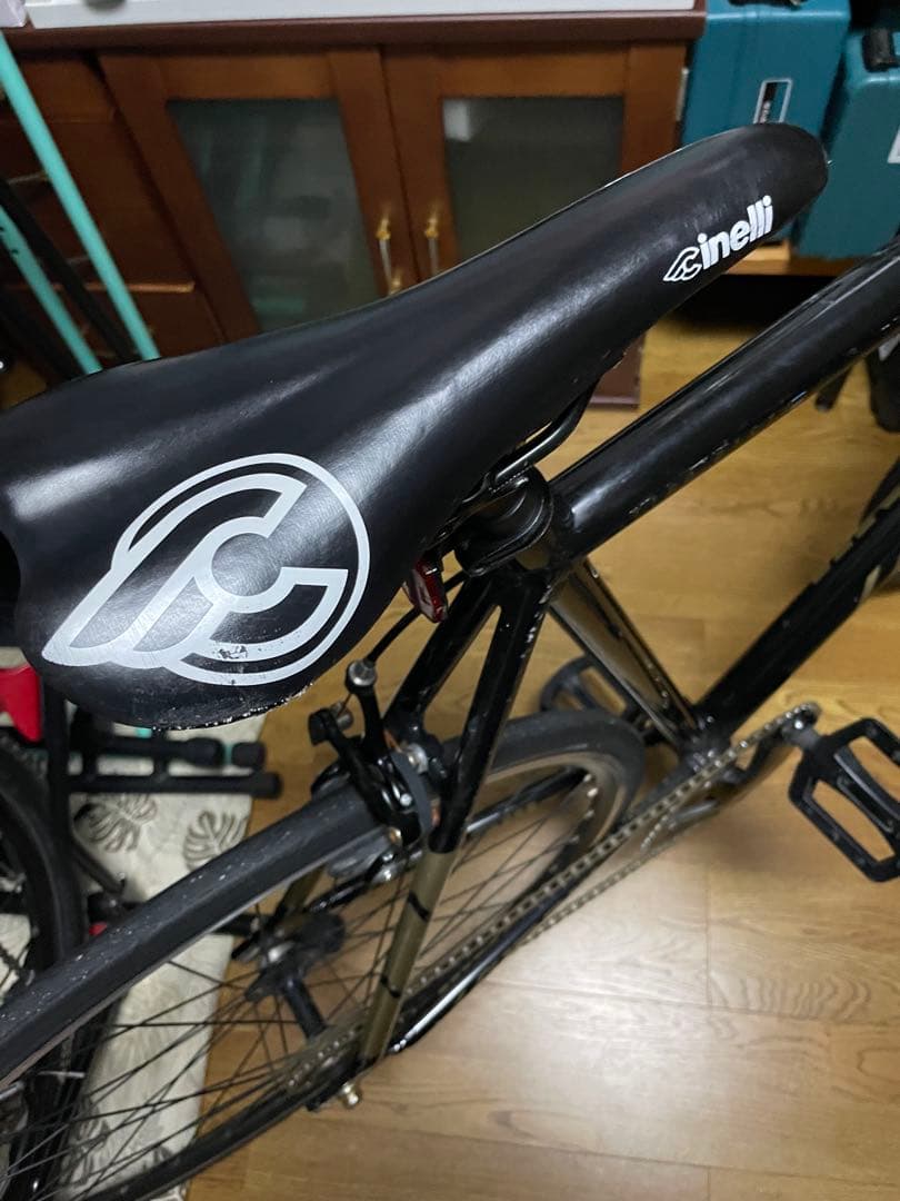 チネリ　ピスト　アルミフレーム